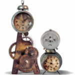 Javier Jaén's illustration depicting the feeling of being overwhelmed and short on time, symbolizing time poverty.