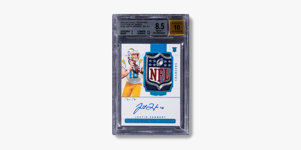 2020 National Treasures Platinum NFL Shield Justin Herbert Autograph (#1/1) #158