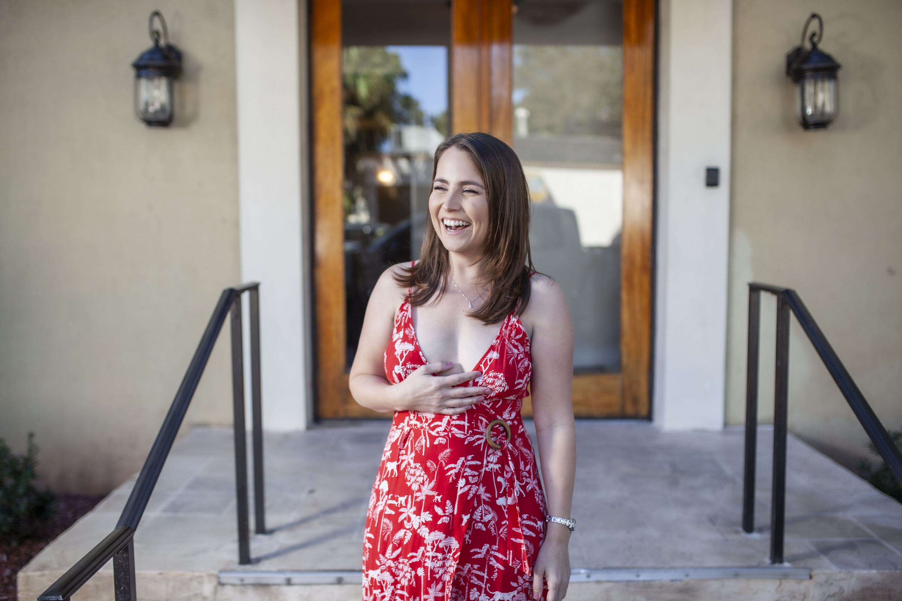 Stay-at-home mom entrepreneur working on her bookkeeping business at home.