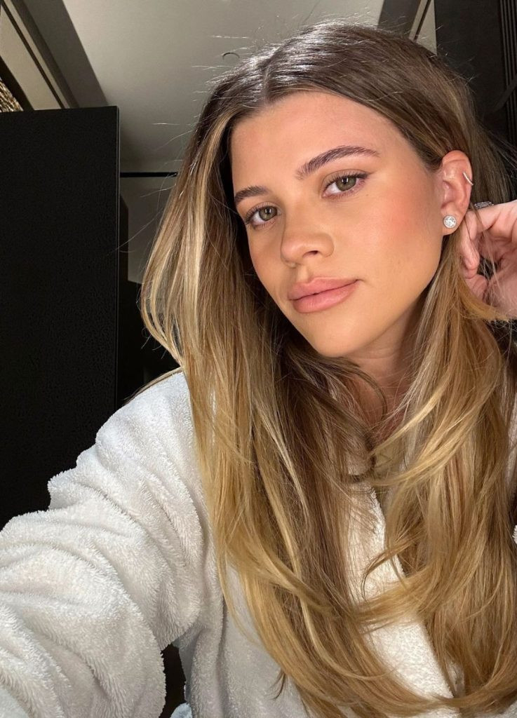 Old Money Blonde Hair Inspiration - Sofia Richie