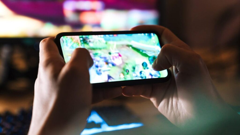 Playing video games on your phone
