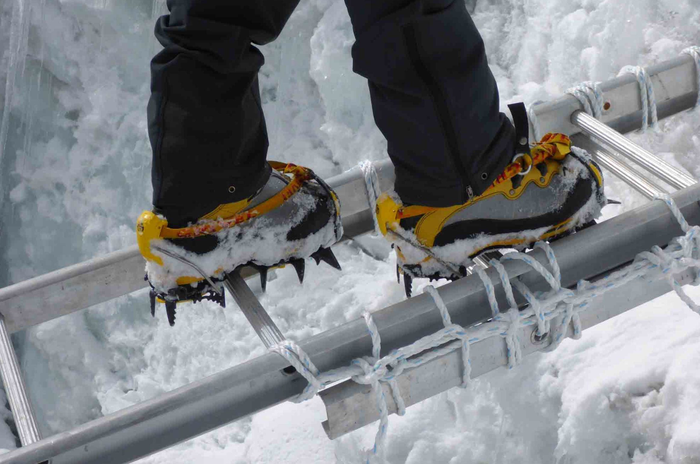 Everest climbing gear