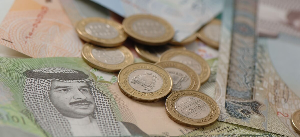 Bahraini dinar bank notes and coins