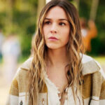 Elise Gatien as Lark