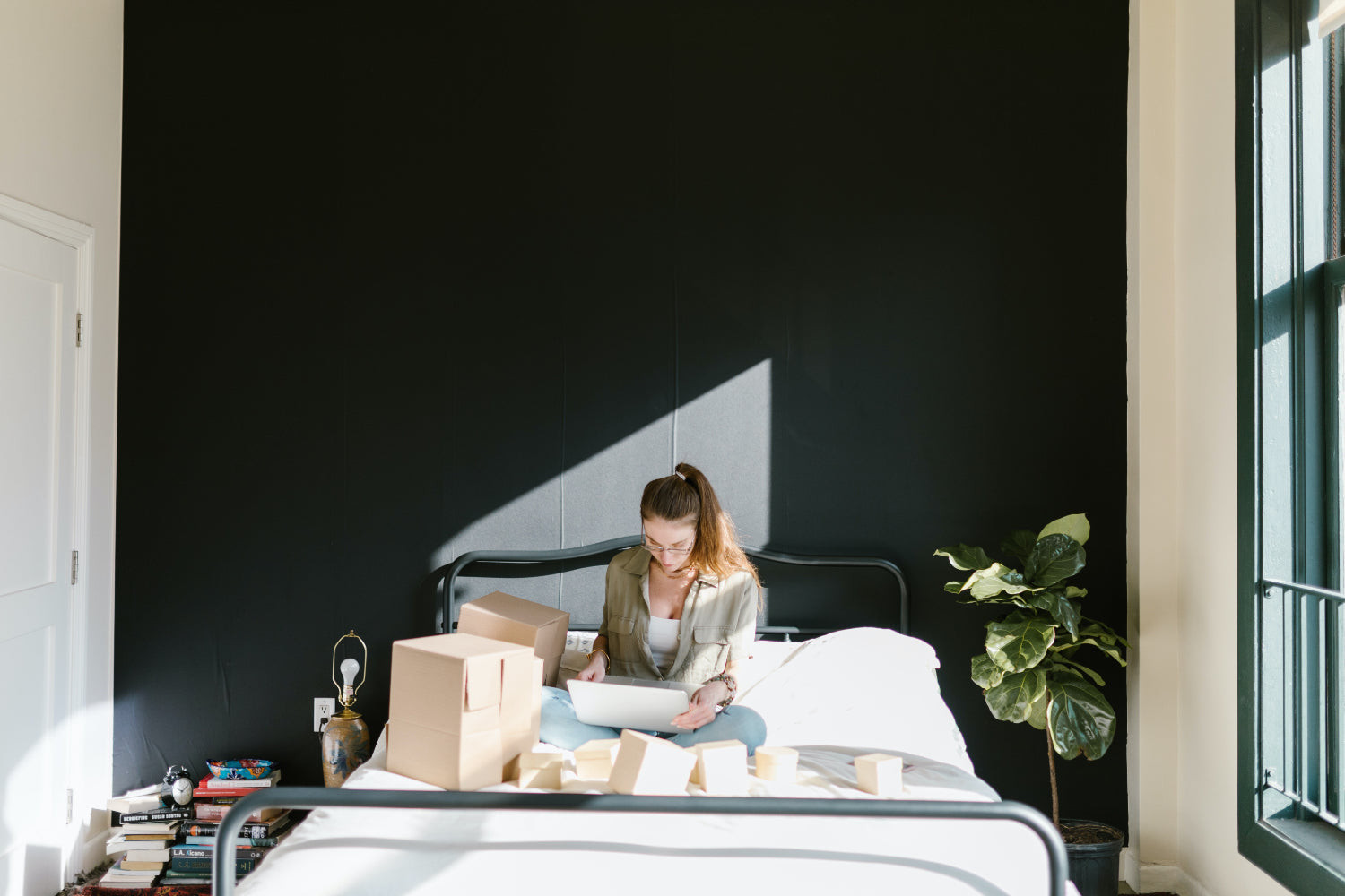 Becoming a reseller: Vintage items, brand distribution