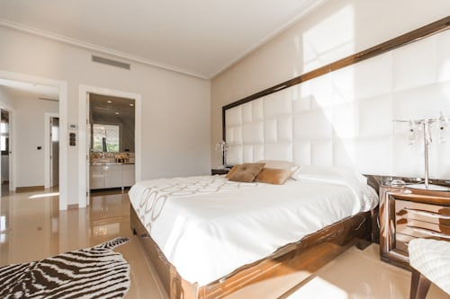 Apartment interior showcasing a spare room available for rent on Airbnb